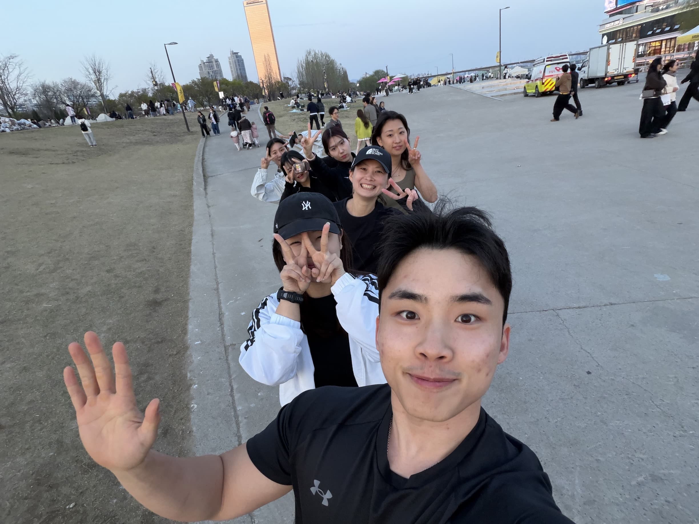 한강 나이트런